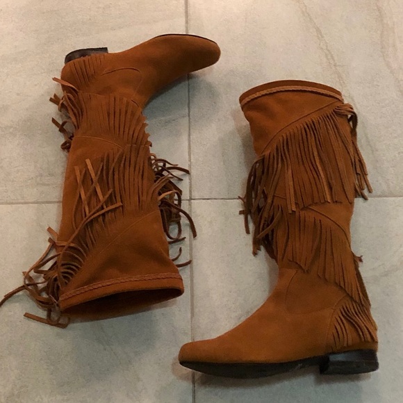 Sbicca Shoes - SBICCA BROWN FRINGE SUEDE LEATHER BOOTS